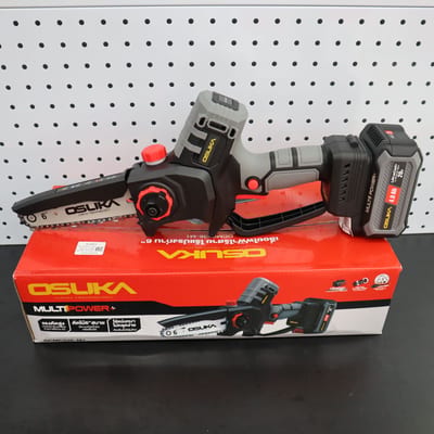 OSUKA เลื่อยโซ่ไร้สาย 6" 20V BL งานหนัก (แบต 4Ah+แท่นชาร์จ+กล่องสี)