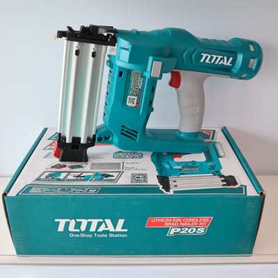 TOTAL เครื่องยิงตะปูไร้สาย 20V F15-50 (ตัวเปล่า)